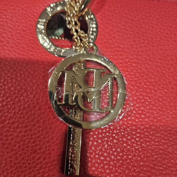 Badgley Mischka Red Satchel with Gold Accents - Picture 5 of 9